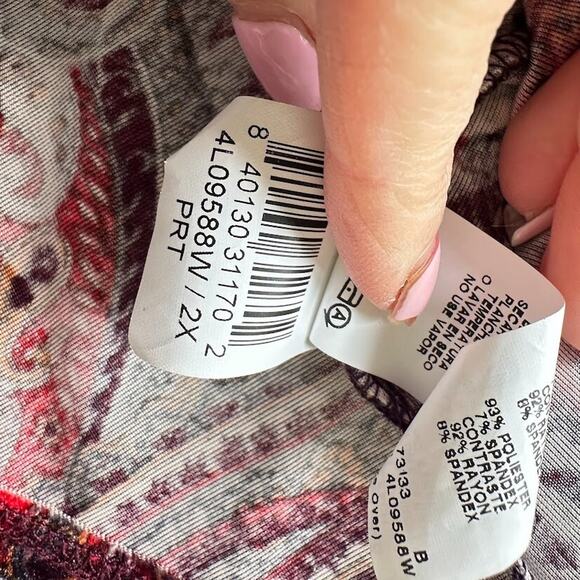 Karen Kane Paisley Stretch Velvet Pullover Top Plus Size 2x Casual Made in USA - Picture 7 of 8